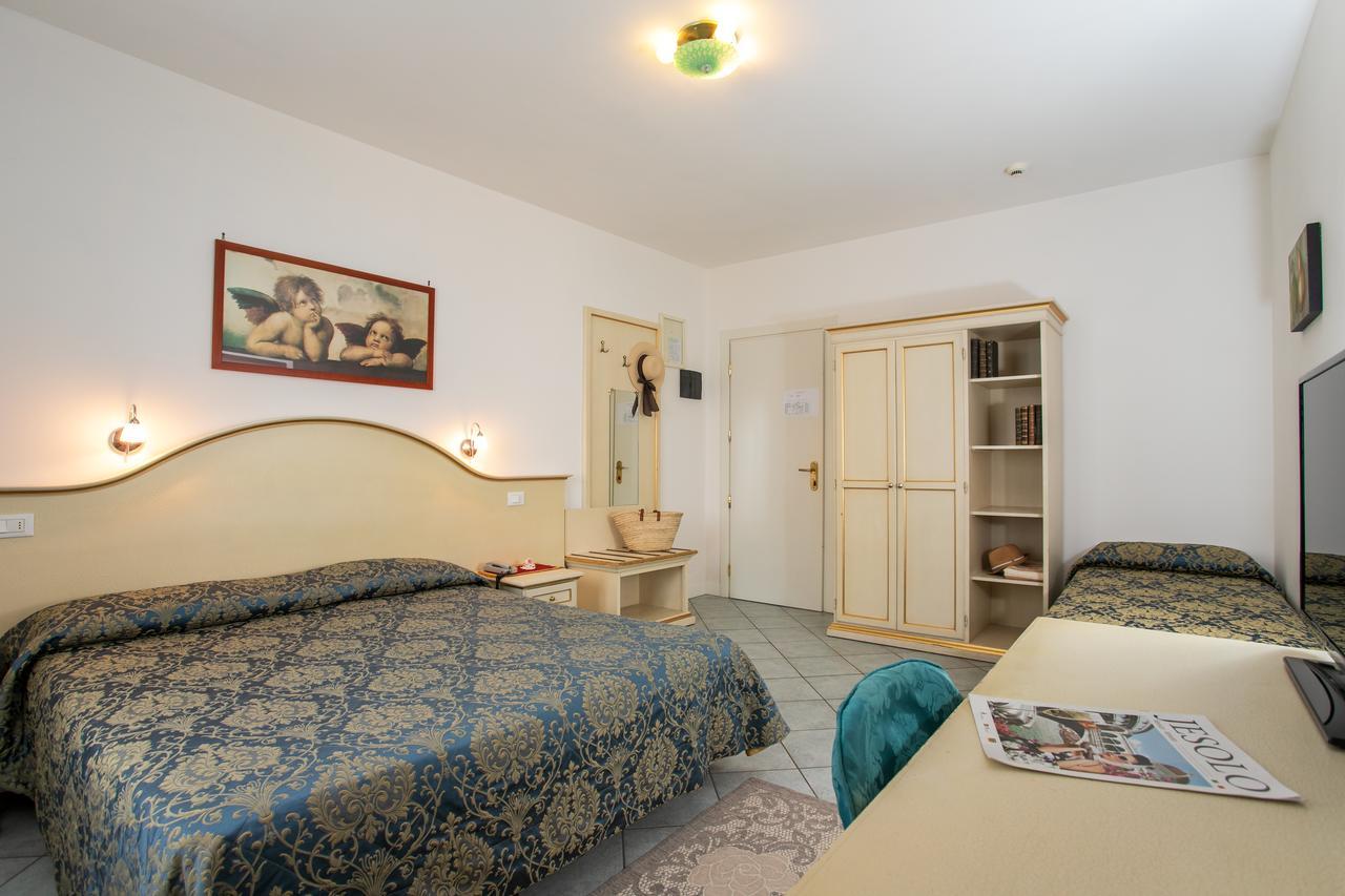 Hotel Elpiro Lido di Jesolo Dış mekan fotoğraf